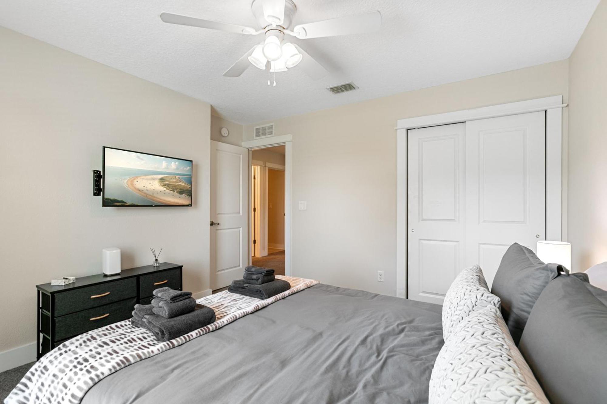 3 Minutes To Beach, 9 Minutes To Mayo Clinic, King Bed, Sleeps 8 Villa Jacksonville Beach Eksteriør billede